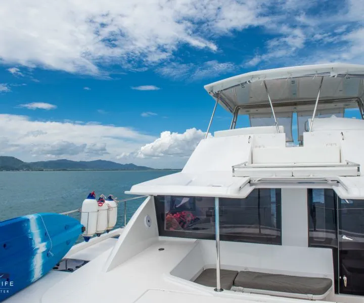 Stay Charter Boat
