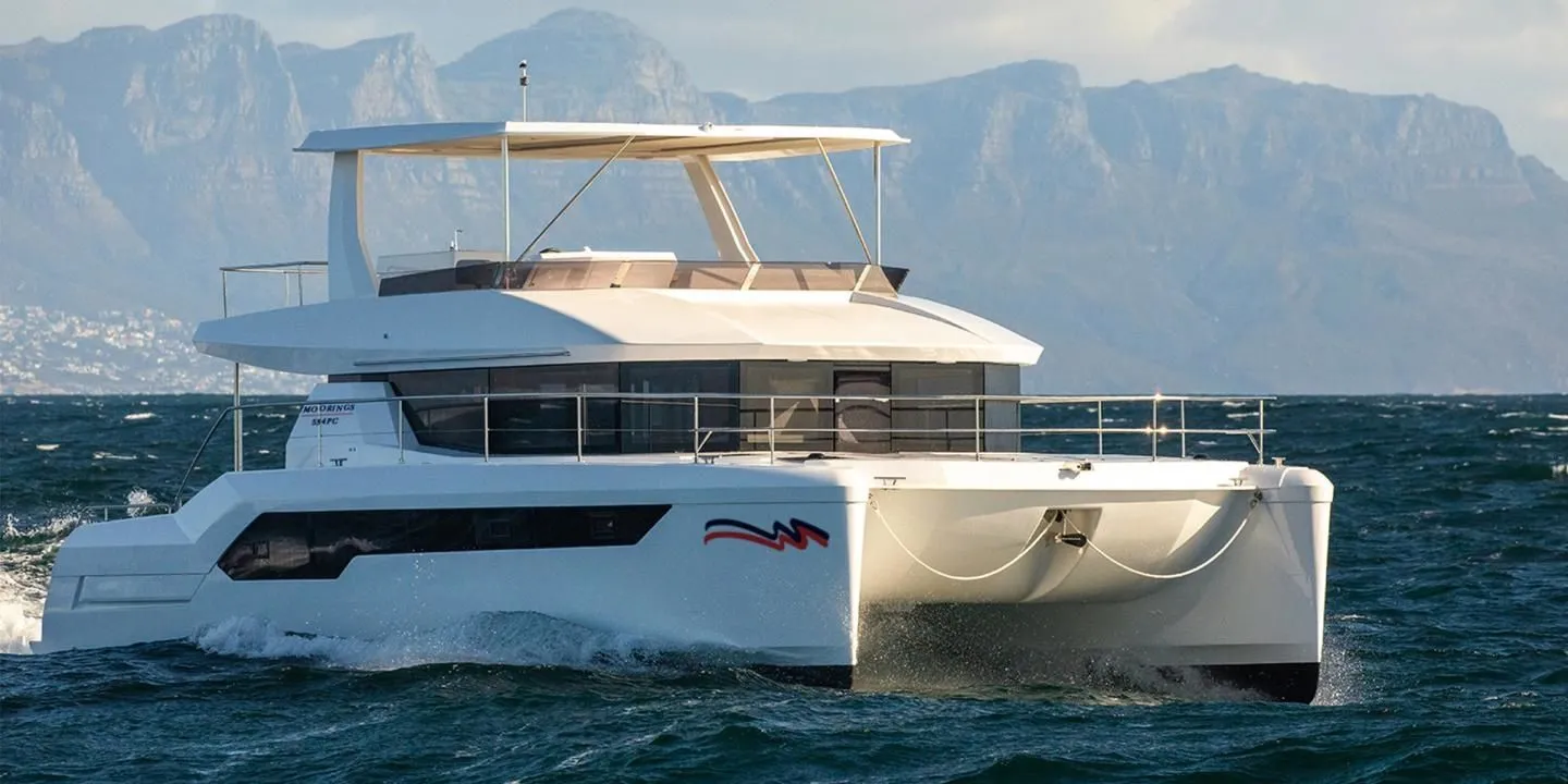 Boot - 15.4m Tortola Leopard 53 Power Catamaran Hire