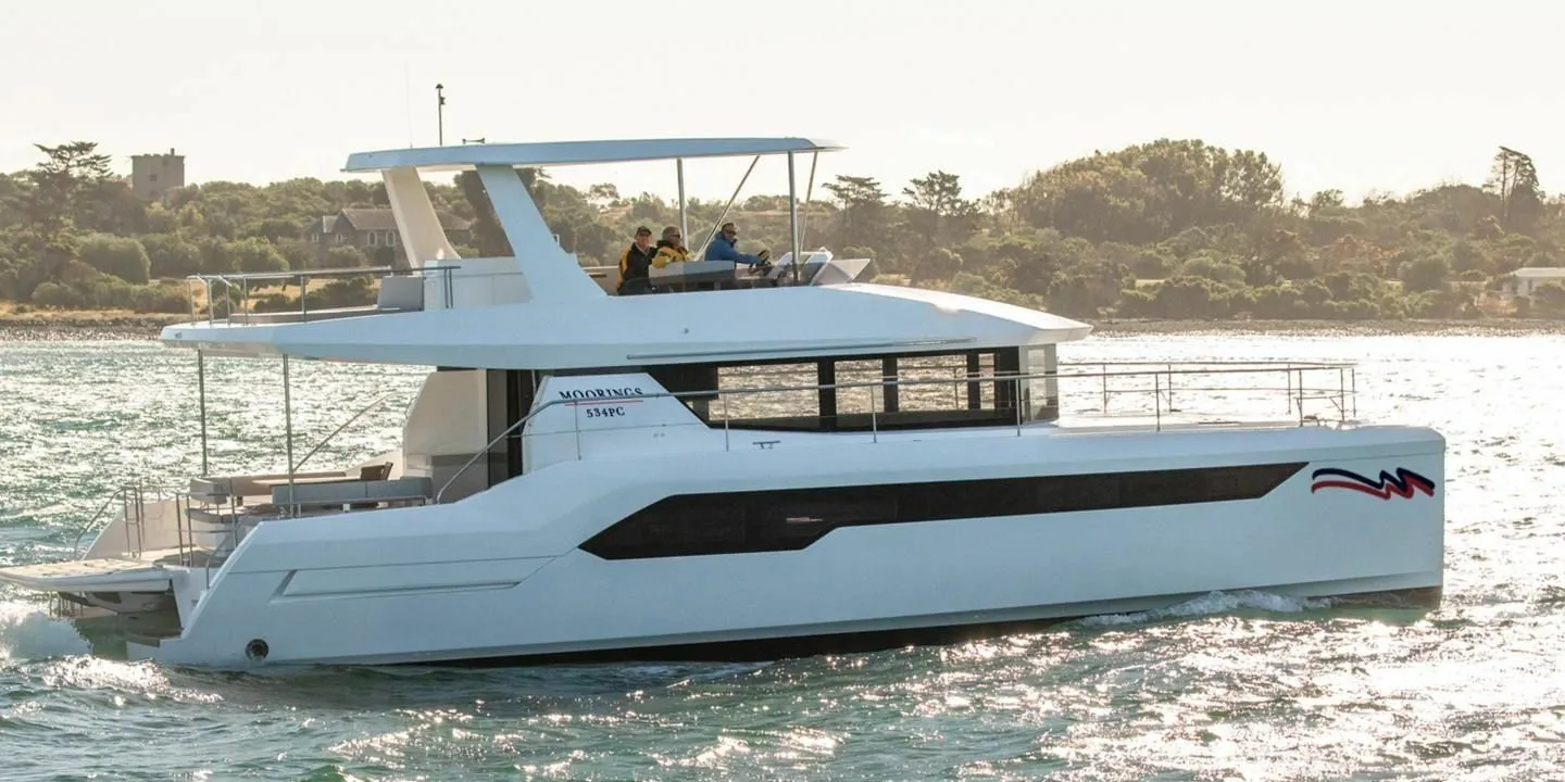 Rent a 16.18m Boat in Marsh Harbour