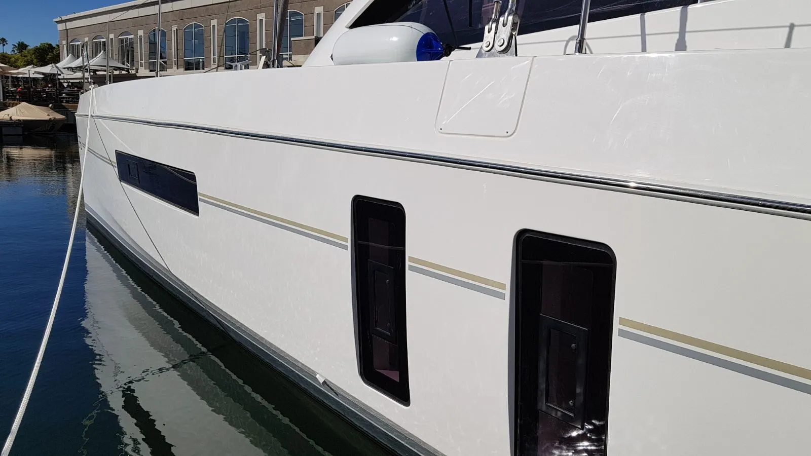 Between Charterboot - 5