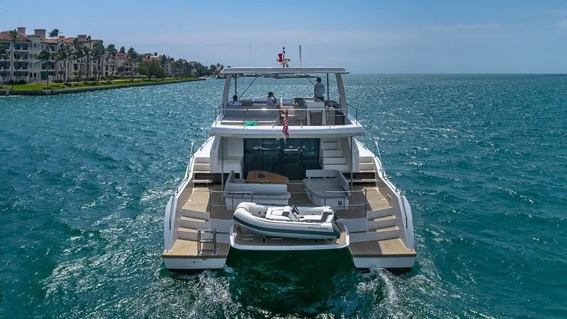 Arcipelago 2 Charter Boat