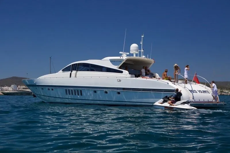 Disco Volante Kiralık Teknesi - 1