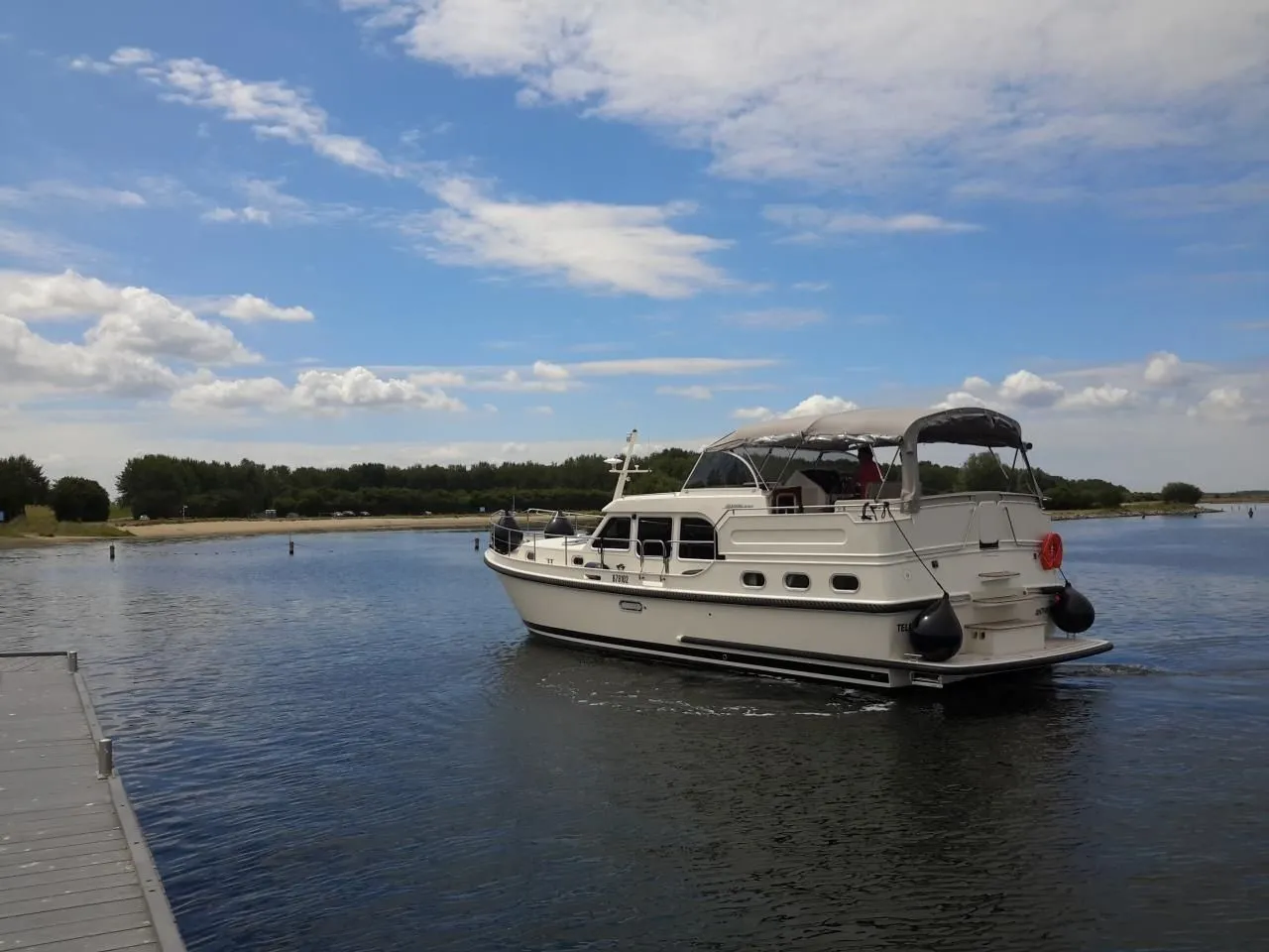 Telesto Charter Boat