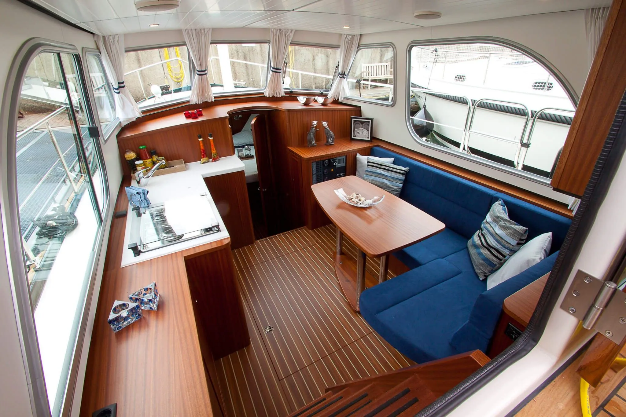 Linssen Charter Boat