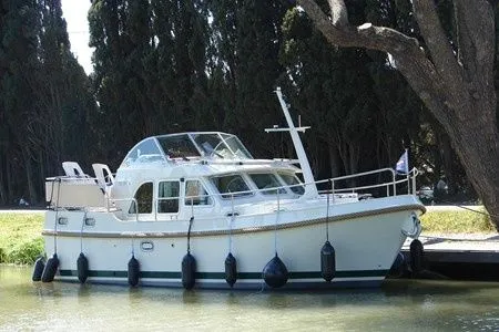 Linssen Charter Boat