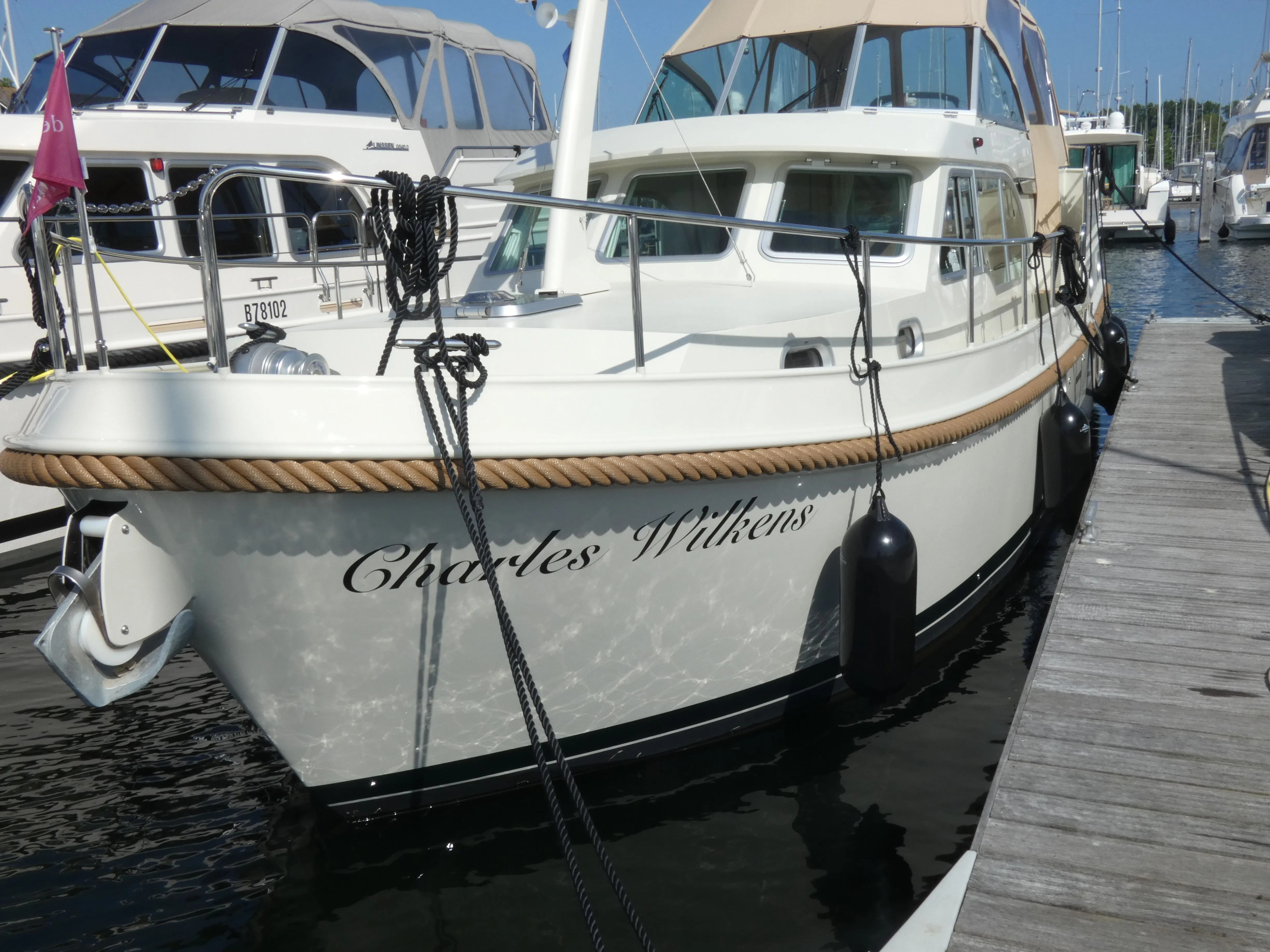 Rent a 10.7m Motor Yacht Linssen GS 35.0 AC in Kortgene