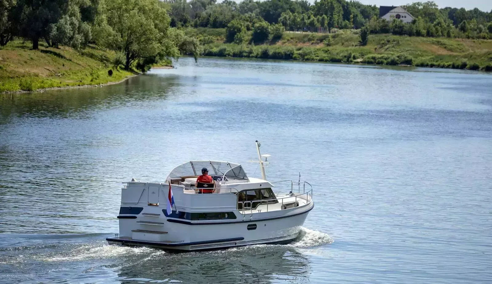 Charter a 10.7m 2 Cabin Motor Yacht in IJsselstein