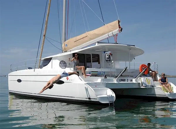Bella Alla Charter Boat