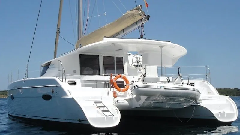 11.88m Roses Catamaran Hire