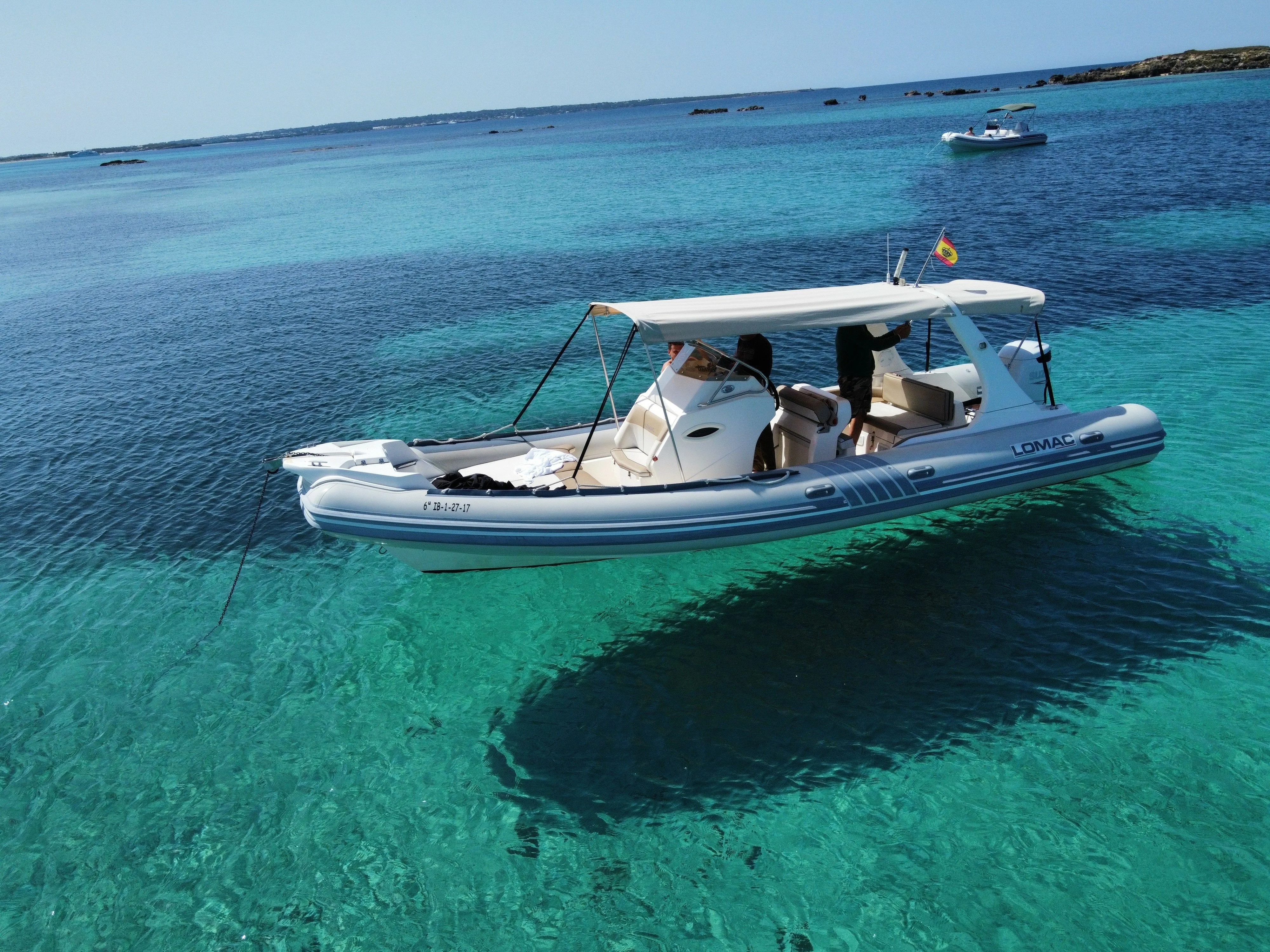 Rent a 8m Boat in Santa Eularia des Riu