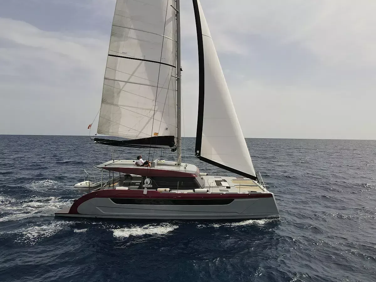 Rent a 14.9m Boat in Funchal