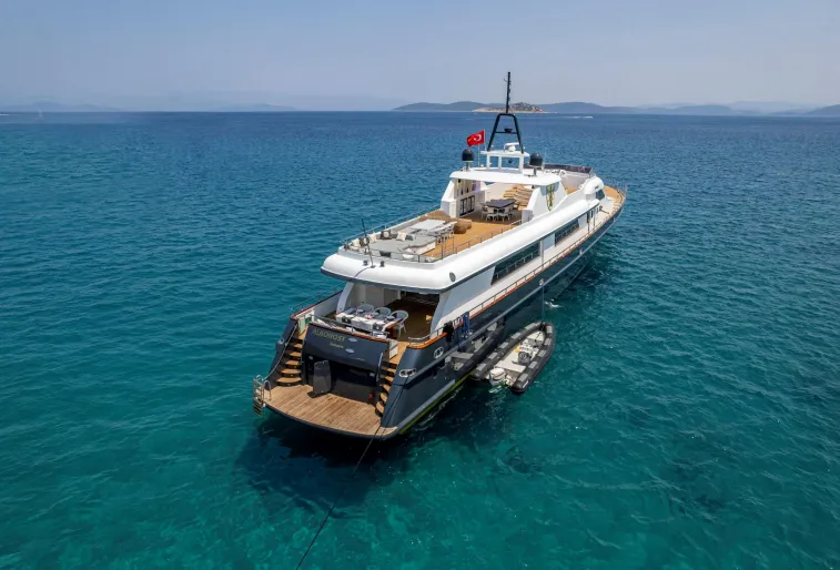 Alkonost Charter Boat