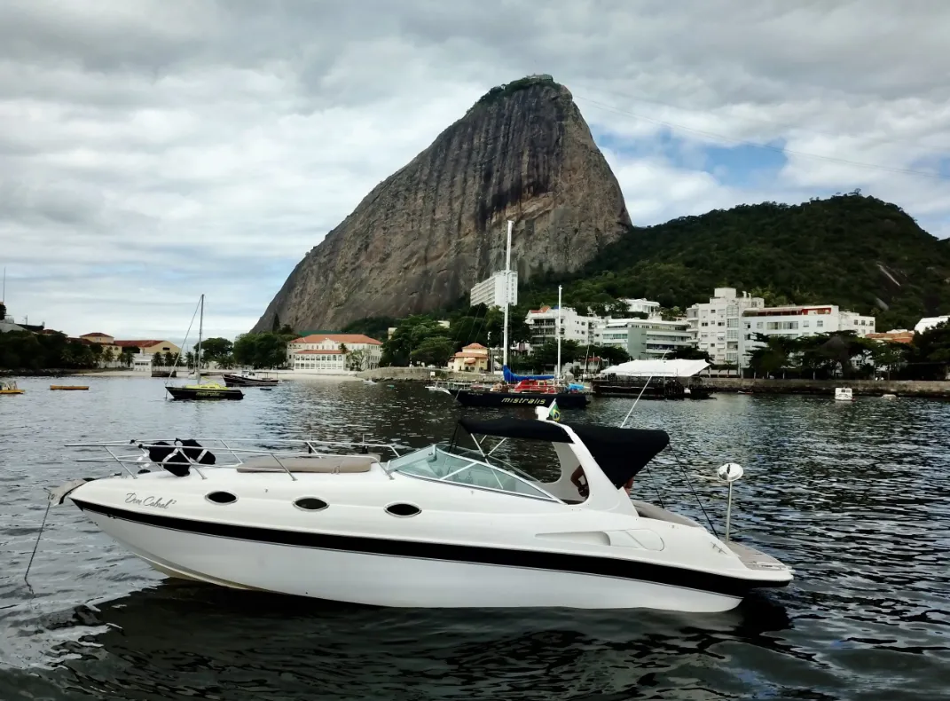 Dom Cabral 2 Charter Boat - 1