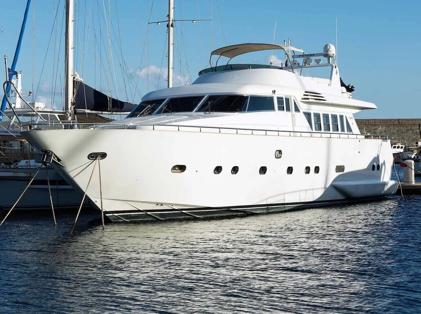 Charter a 23m Boat in Capo d'Orlando