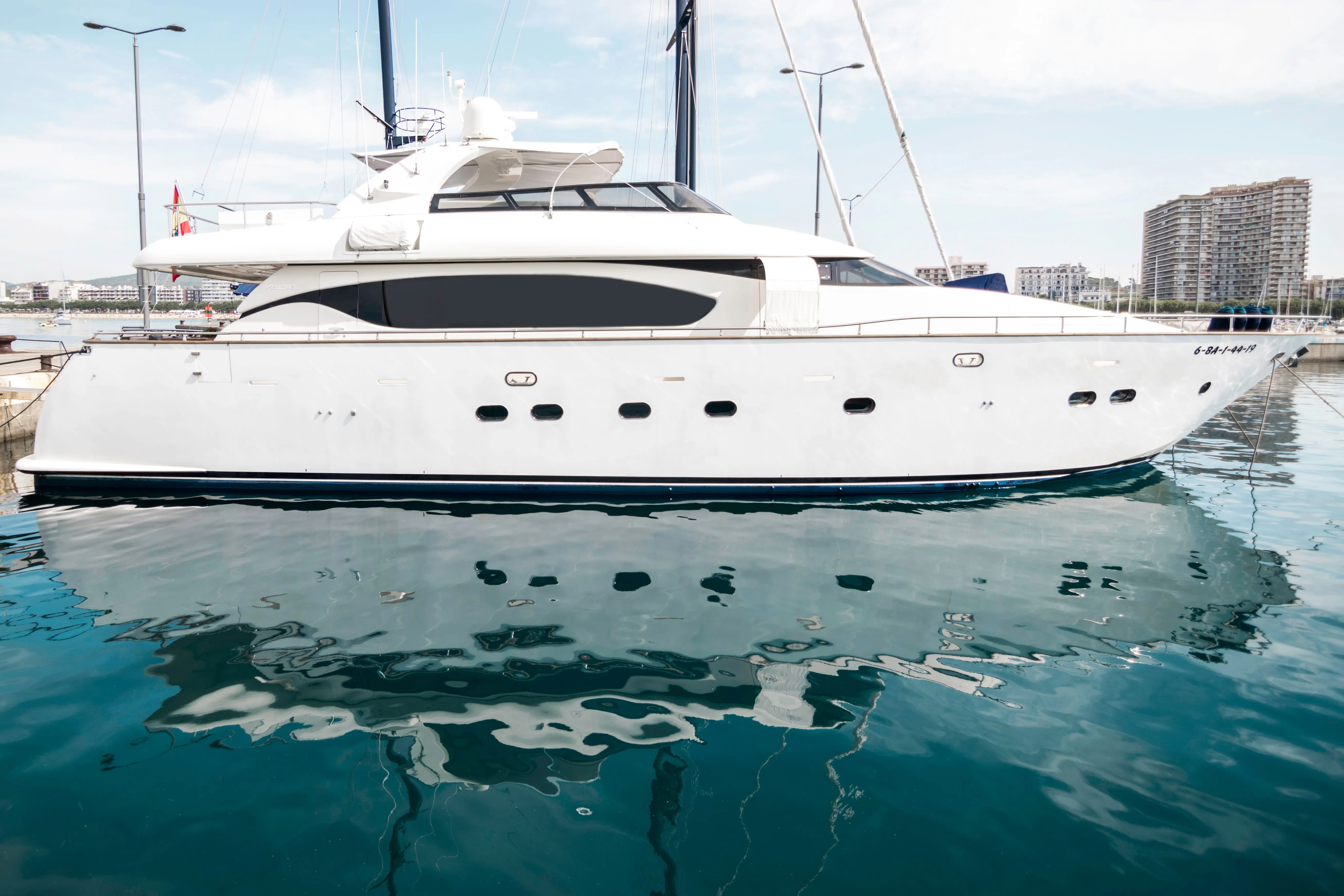 24m Barcelona Motor Yacht Hire