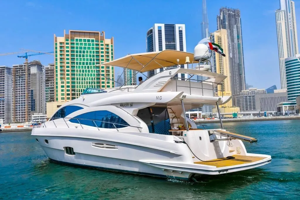 Charter a 17.27m Majesty 56 in Dubai