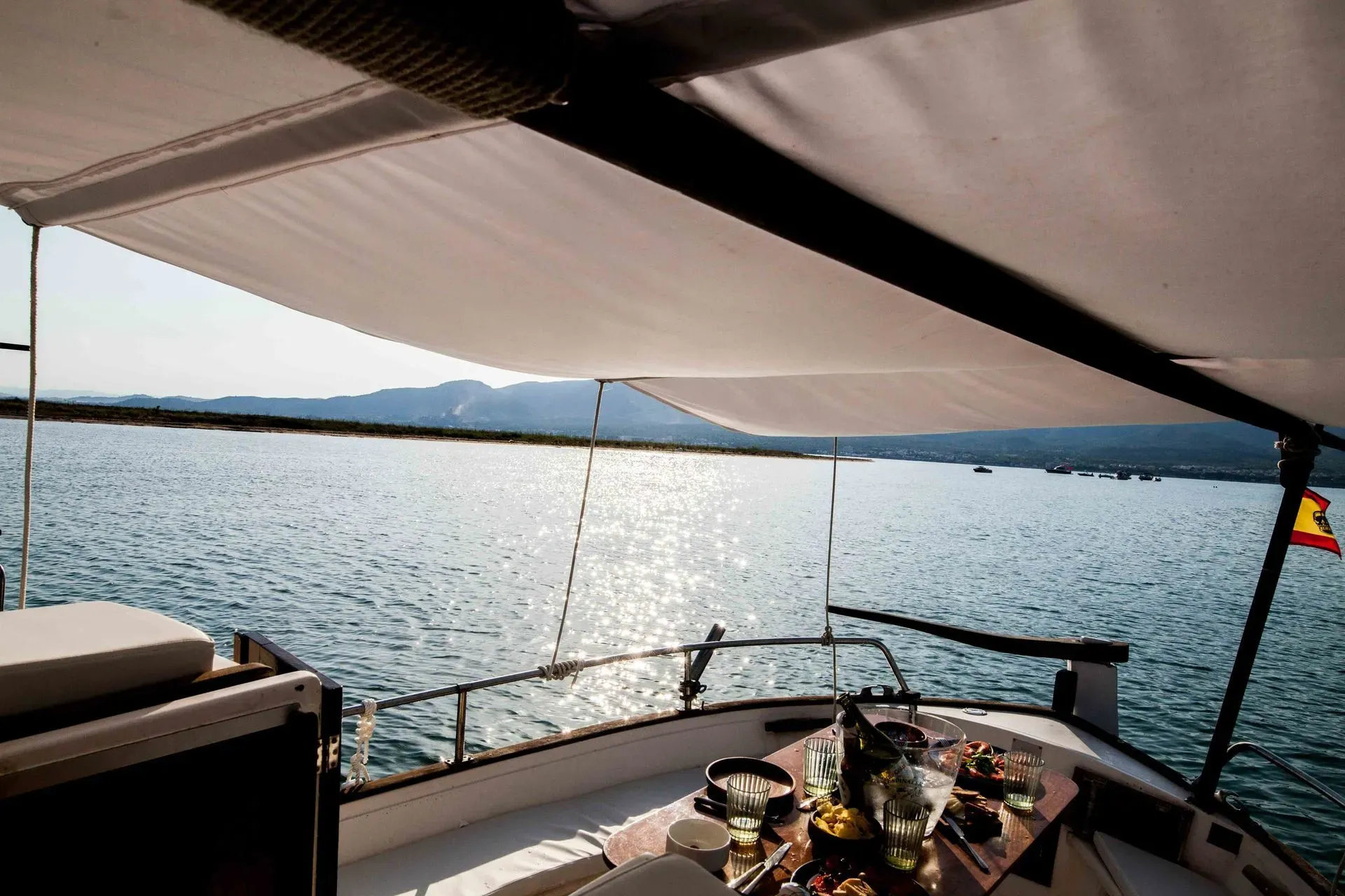 La Flaca Charter Boat