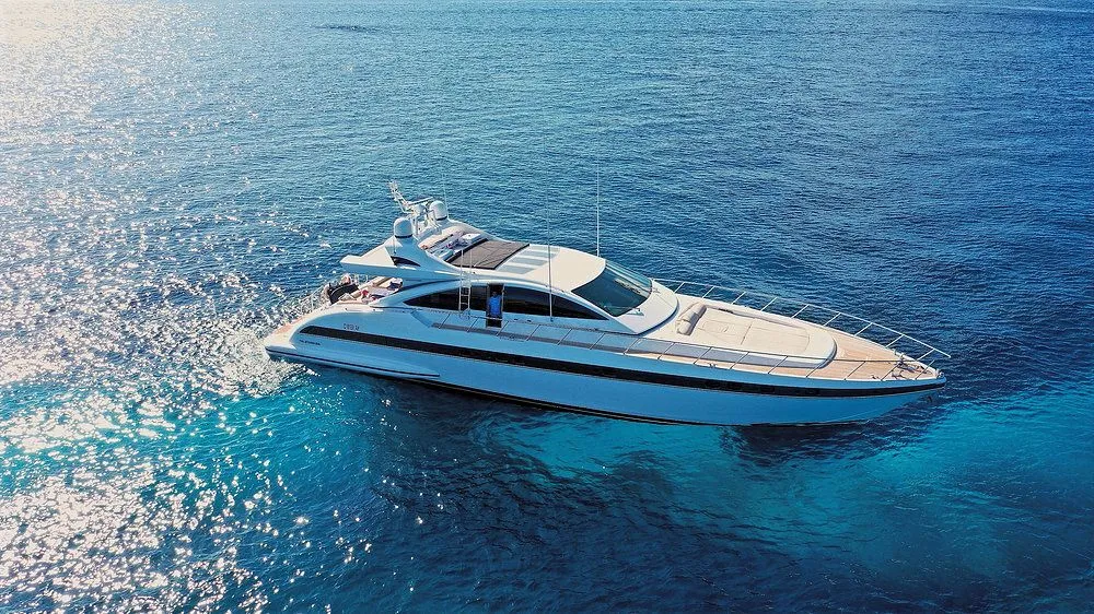 Лодка - Взять в чартер 22м моторная яхта Mangusta 72 в Миконос Сити
