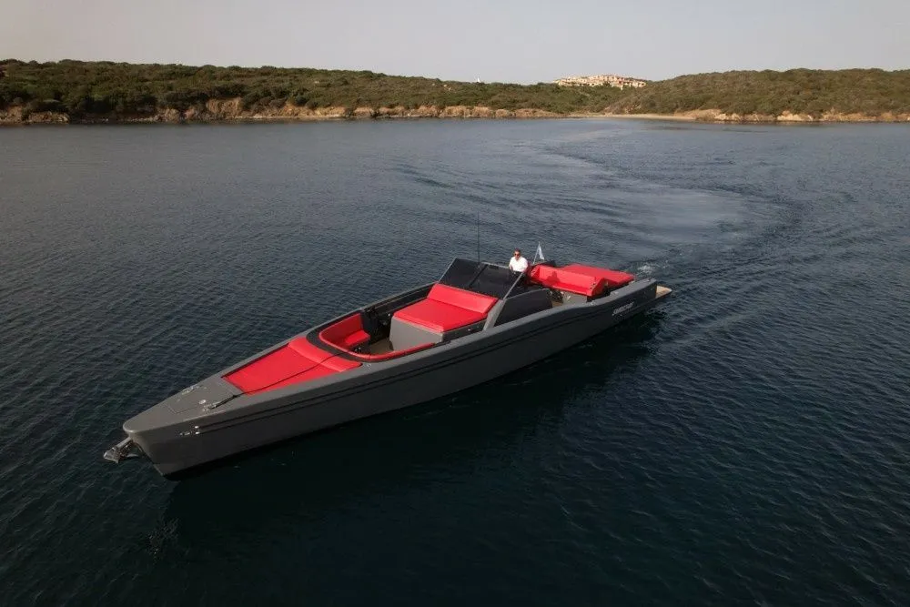 Rent a 14m Motor Yacht Maori Yachts 50 Luxury in Porto Cervo