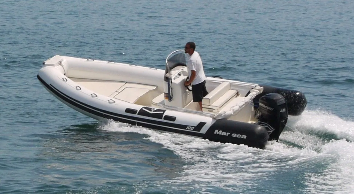 5.8m Portoferraio Motor Boat Hire