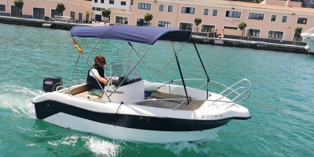 Explore Mahón on a 4.5m Rental Mareti 450