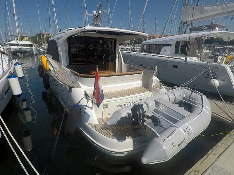 12.05m Šibenik Boat Hire