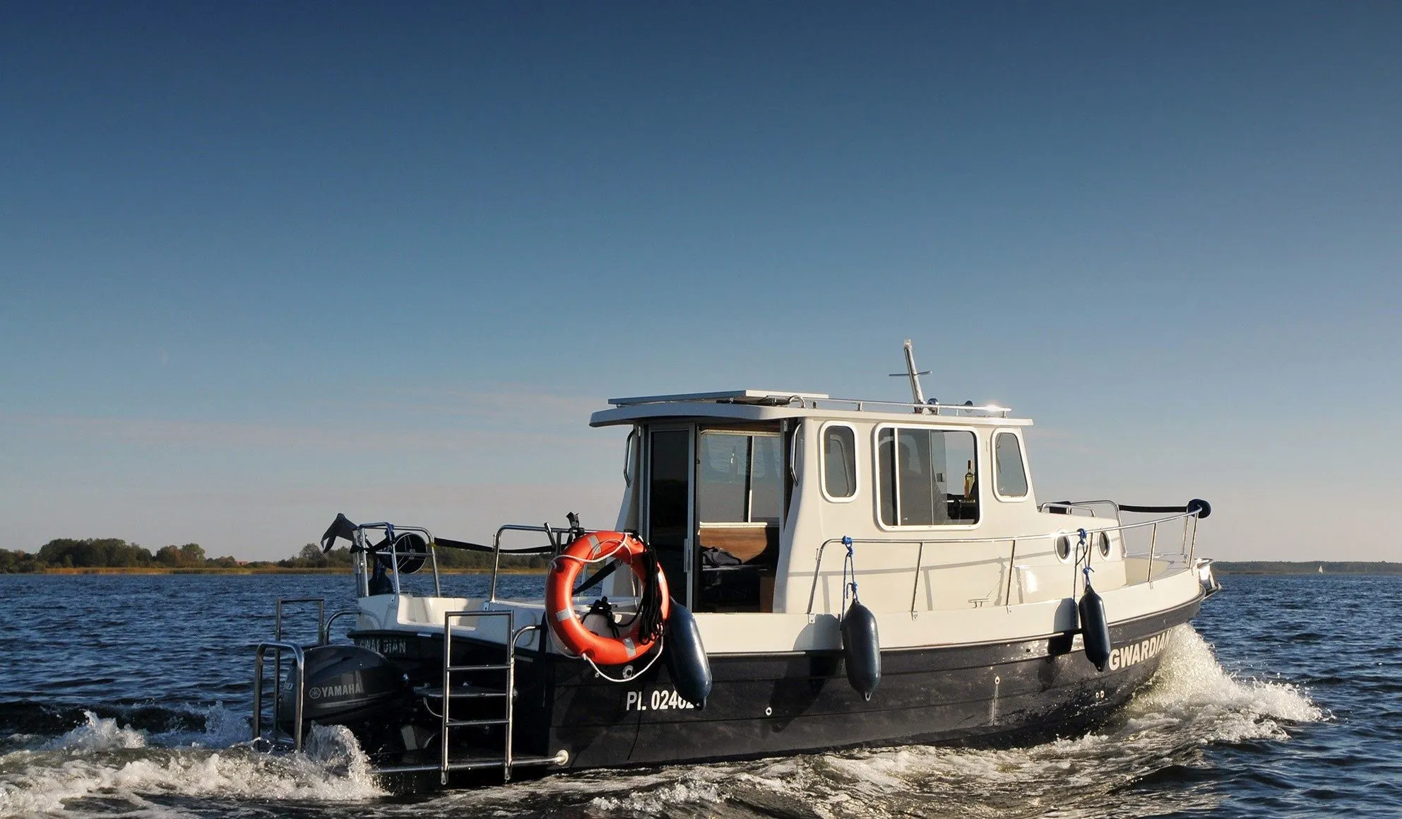 Gwardian Charter Boat