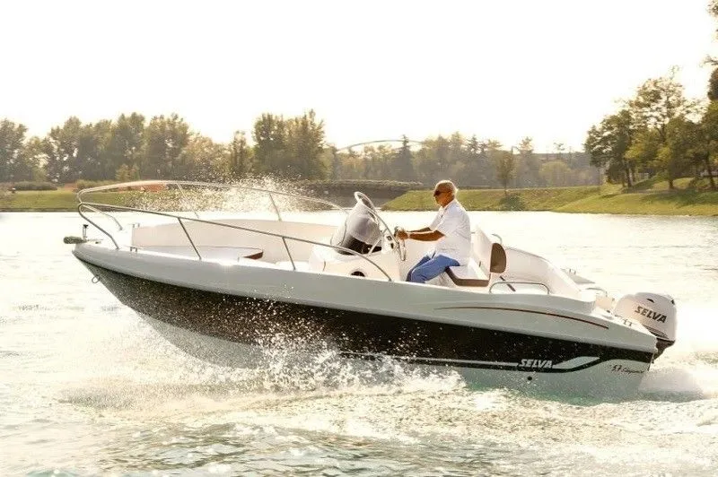 Elegance Neuboot Kiralık Teknesi
