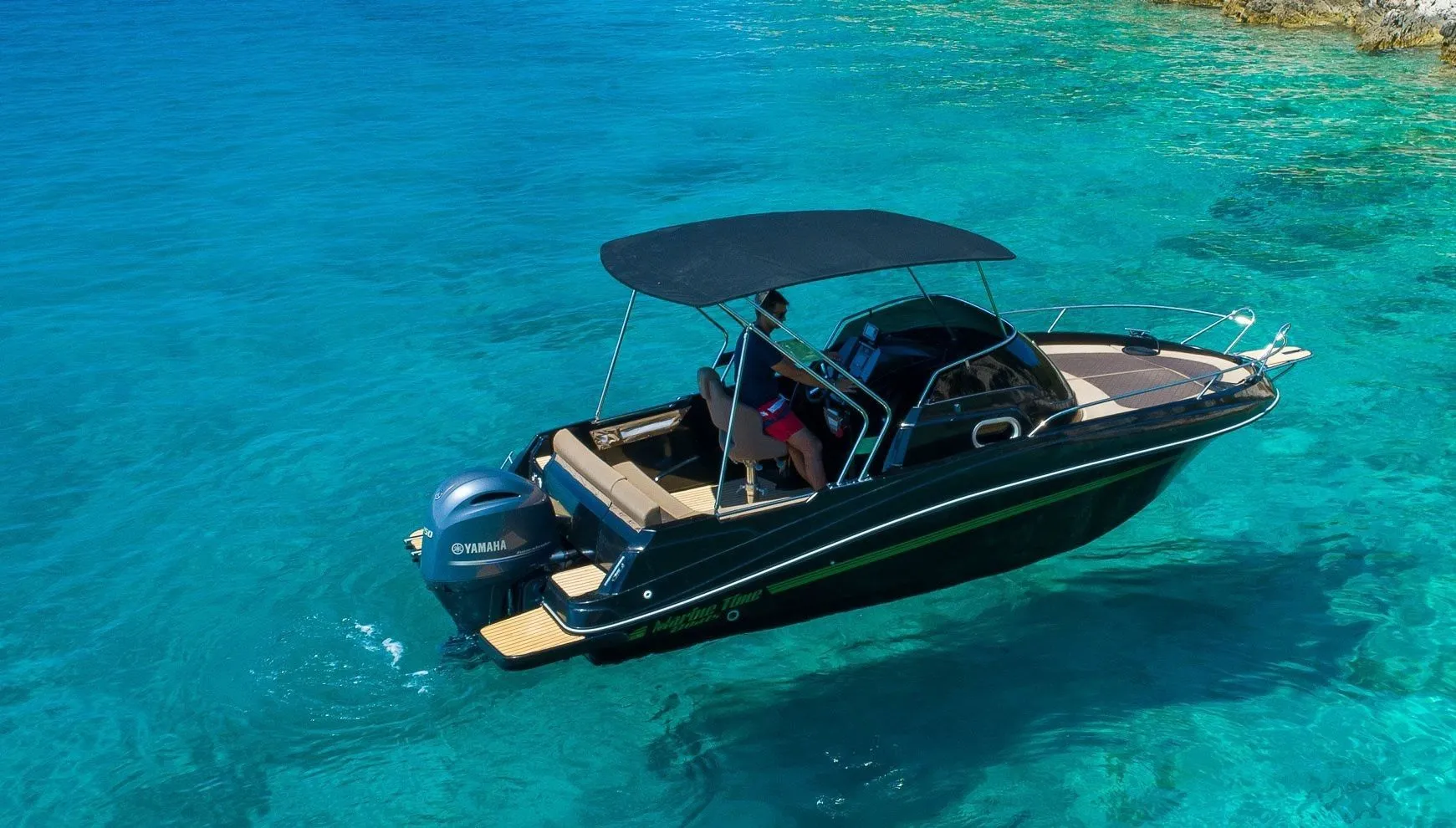 Black Edition Charter Boat