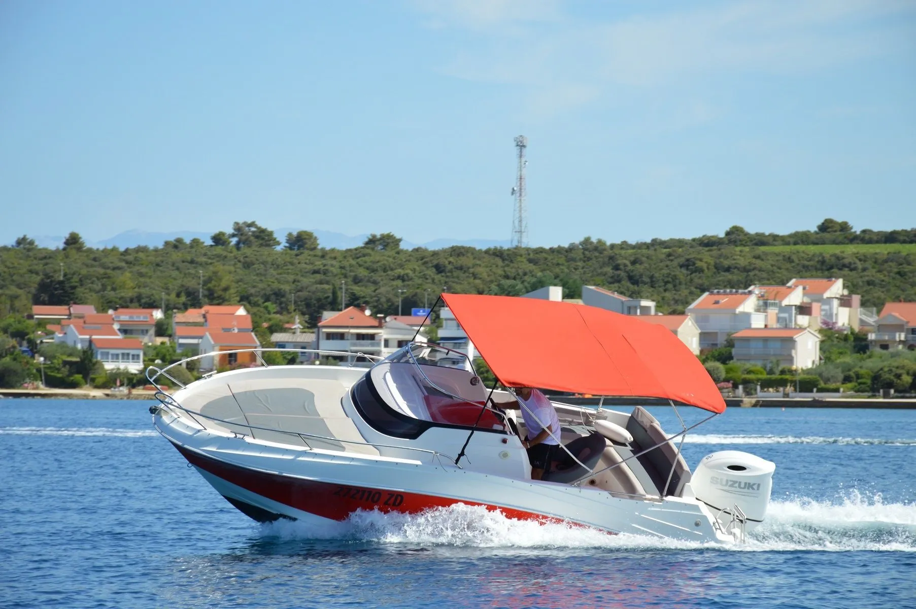Charter a 6.4m Boat in Petrčane