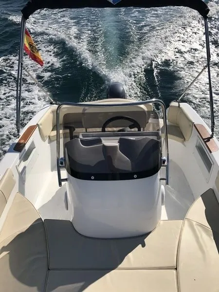 5m Santa Pola Motor Boat Hire