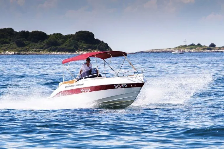 Explore Funtana on a 6.8m Rental Motor Boat Marinello 22
