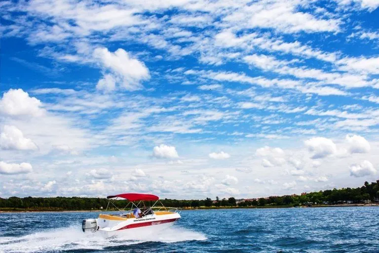 Explore Funtana on a 6.8m Rental Motor Boat Marinello 22