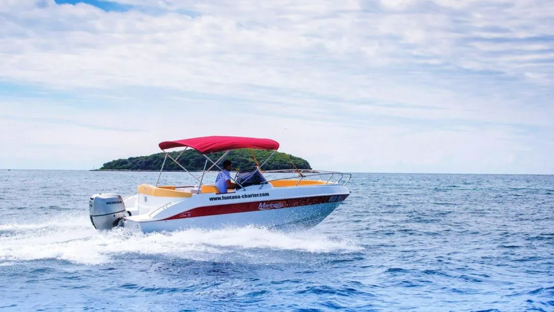 No Name Charter Boat