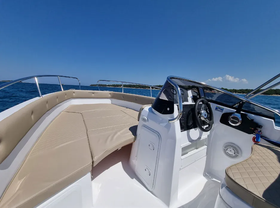 No Name Charter Boat