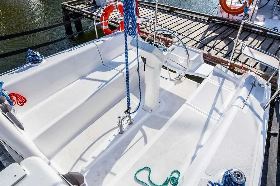 Pendolino 2 Charter Boat - 5