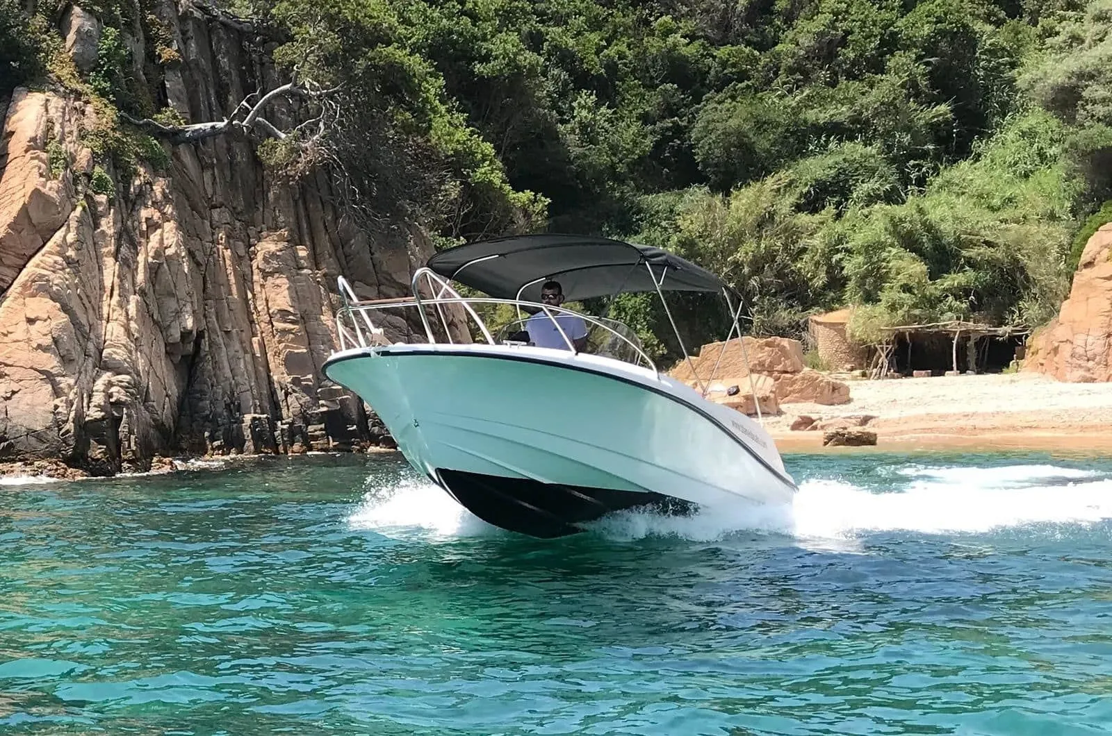 Rent a 7.3m Marion 730 in Blanes