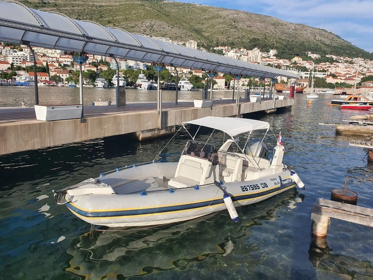 Charter a 6m Marlin 20 Motor Boat in Dubrovnik
