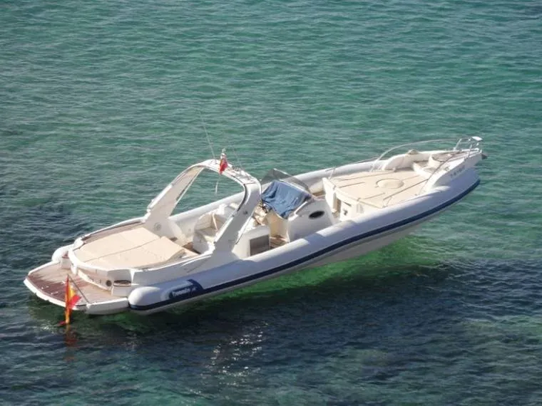 Rent a 11.6m Marlin 38 in Ibiza Town