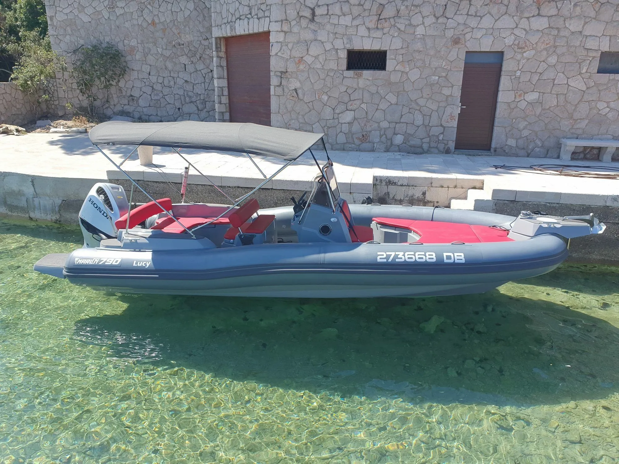 Super Lucy Charter Boat