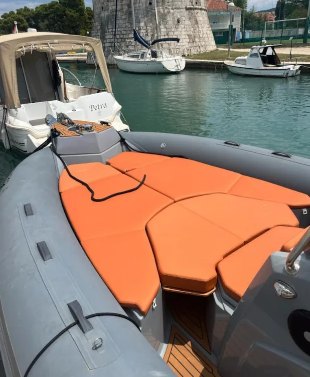 No Name Charter Boat