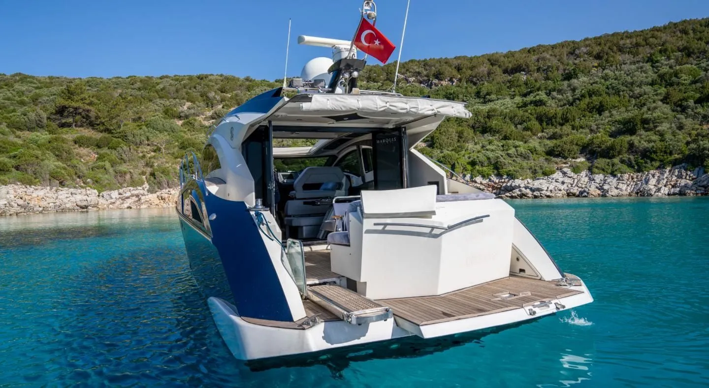 Never Give Up Charterboot - 3