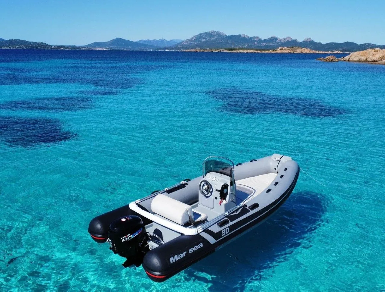 Grigio Charter Boat