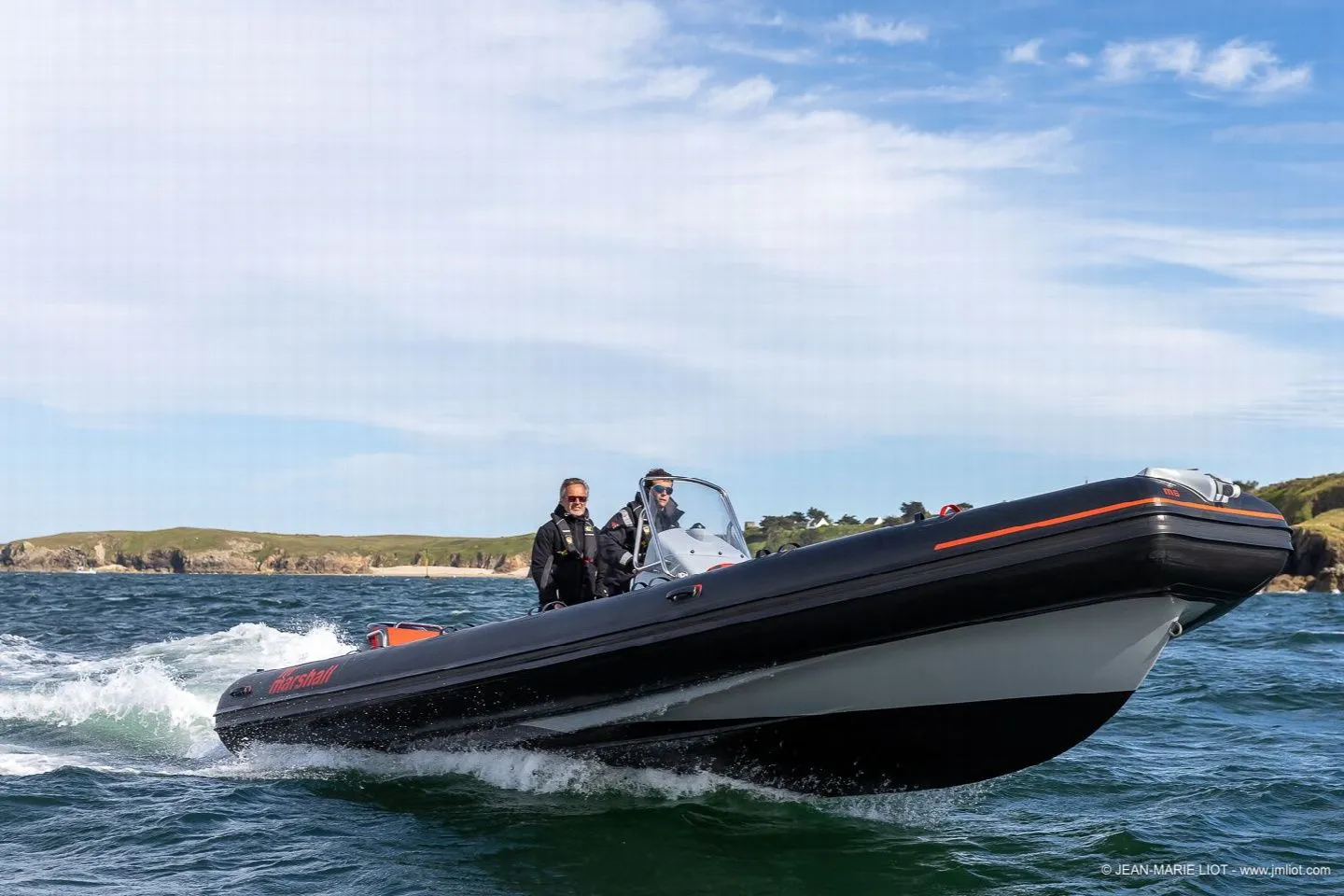 7.8m La Trinite-sur-Mer Motor Boat Hire