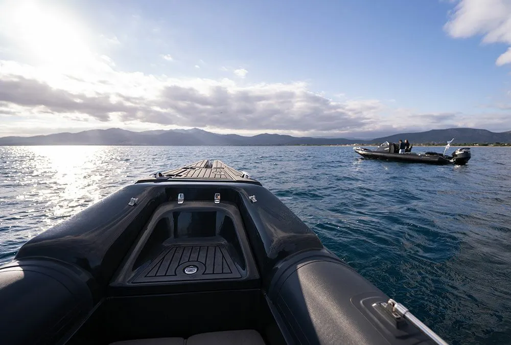 Rent a 10m Boat in Mykonos City