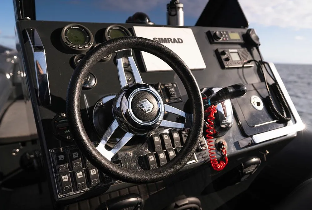Charter a 10m Marvel 960 in Mykonos City