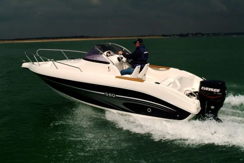 Charter a 5.6m Boat in Wilkasy