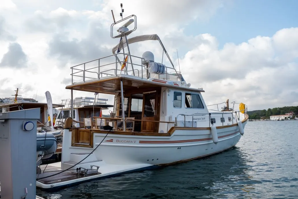 Buccara V Charter Boat