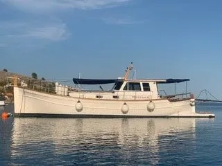 Gatto Randagio Charter Boat