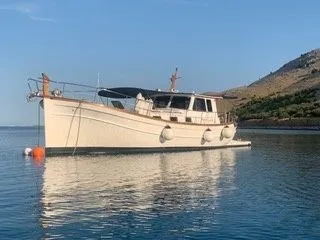 Charter a 16m 2 Cabin Motor Yacht in Vrsar